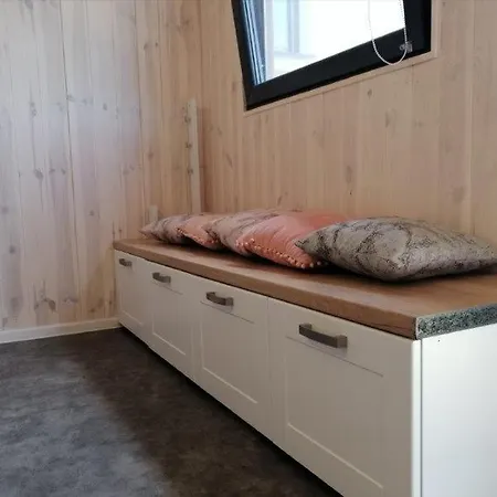 Wodamoja - Nad Jeziorem *