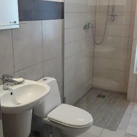 Wodamoja - Nad Jeziorem